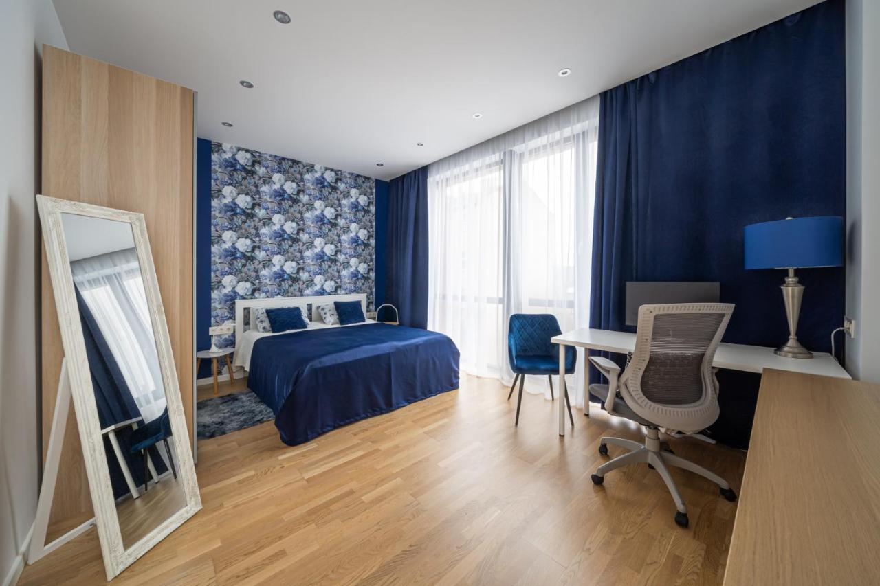 1-Bedroom Penthouse With Underground Parking Riga Exteriér fotografie