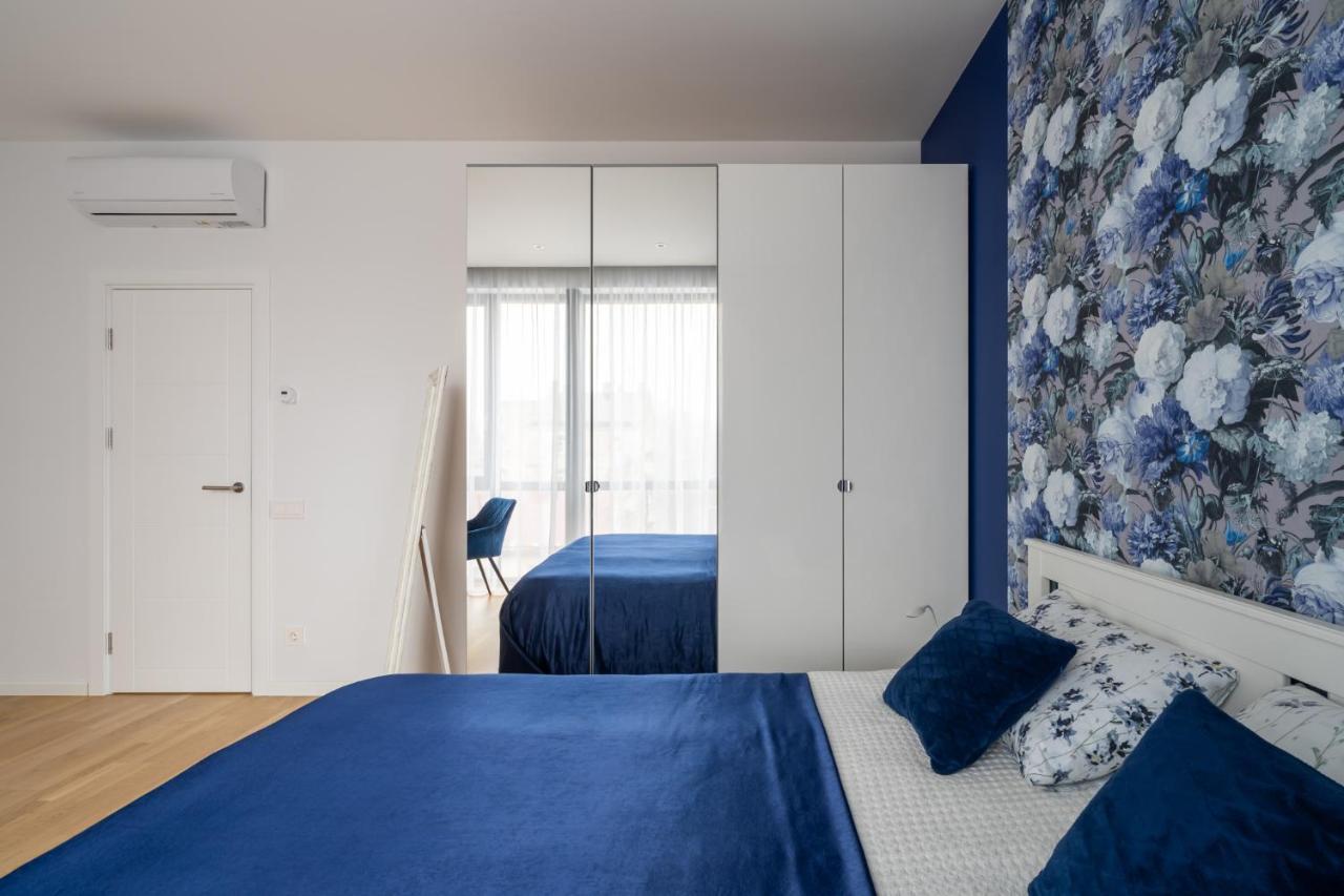 1-Bedroom Penthouse With Underground Parking Riga Exteriér fotografie